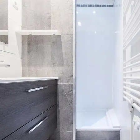 Dreamyflat - Appart Champs Elysees. Apartament Paryż