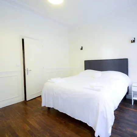 Dreamyflat - Appart Champs Elysees. Apartament